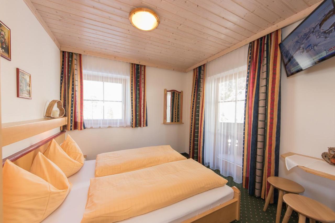 Appartement-Gaestehaus Marie Anderl Saalbach-Hinterglemm Exteriör bild
